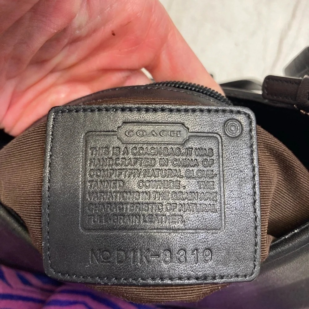 Coach 8913 vintage black leather ergo shoulder bag